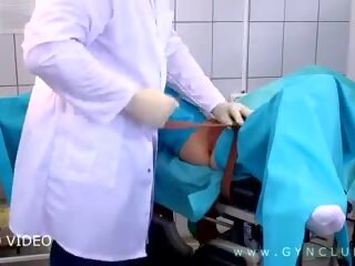 Excité specialist performs gynécologue examen, gratuit adulte agrafe 71 | xhamster
