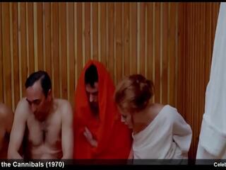 有名人 女優 britt ekland 裸 と エロチック ビデオ シーン